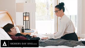 Blowjob-Dispensing Cougar Dana Vespoli Pimps Tutoring Gig With Helpings Of Oral&#x1F61C; Favors