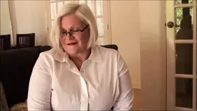 Hot MILF mom gets her pussy licked and fucked hard