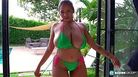 Giuliana Big Is Big on Bikinis