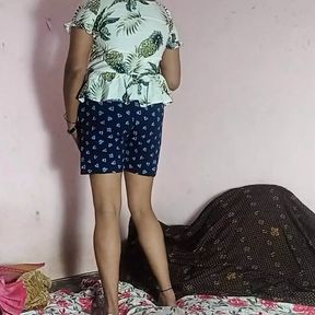 MADHU LAILA desi indian bhabhi striptease 2