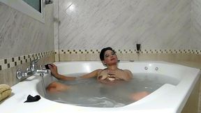 perla lopez la psicologa transexual, va a pasar el fin de semana en su casa de entre rios, para ver sus peliculas y masturbarse . parte 4