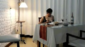 perla lopez la psicologa transexual, va a pasar el fin de semana en su casa de entre rios, para ver sus peliculas y masturbarse . parte 4