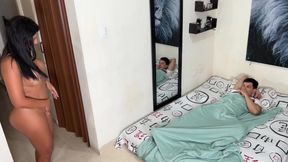 Pulchritudinous Lina Henao's cornudo mirando smut