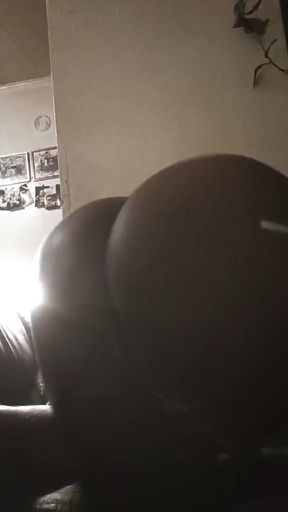 My booty has some jiggle to it lol