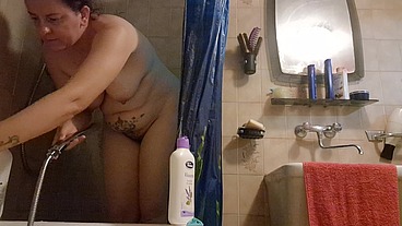 Beautiful Italian milf natural hairy pussy in the shower