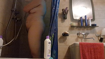 Beautiful Italian milf natural hairy pussy in the shower