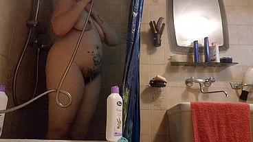Beautiful Italian milf natural hairy pussy in the shower