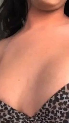 Hand Job for Britney