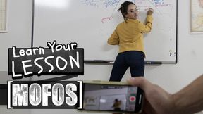 Isabella Loves Getting That Big Cock&#x1F32D; Stuffed During Class