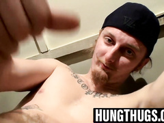 Straight Kenneth Slayer wanks his solid johnson hard