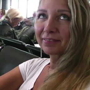 GERMAN WIFE AND HUSBAND MADE HOMEMADE POV PORN IN HOLIDAY