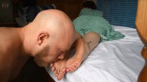 Smell-My-Stinky-Sweaty-Feet Gooner Goddess-Orders-Jerk-Edge-Cum-Denial