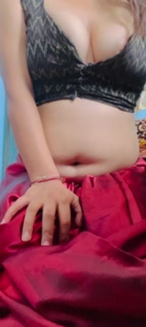 Someone please fuck me iam so horny