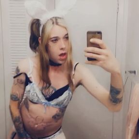 Bunny Girl Wants To Be Your Playmate