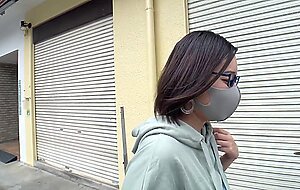 Hmdnc-572 a 30-year-old coterie erotic manga artist