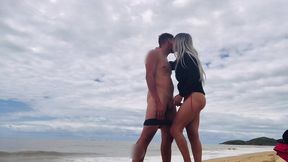 fudendo gostoso na praia