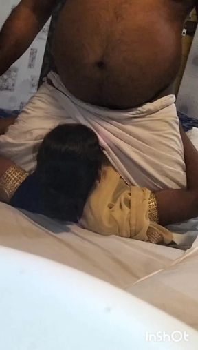 Indian Girl Hot Sex with Customer at Lodge