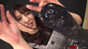 The She-devil Akari Niimura Amuses Herself Playing with Your Penis