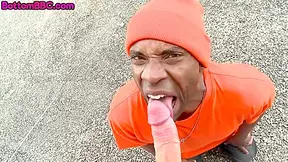 Real Hood Ebony Giving Head To White Dude