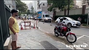 Cliente casado quis dar pro Motoqueiro