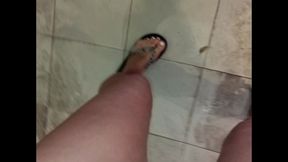 public pee messing