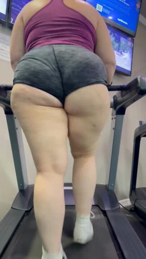 Goddess BBW walking with ass cheeks out at the gym