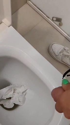 Com Pee Lation Risky Outdoor Public Pee Ana Spears Alfxnow