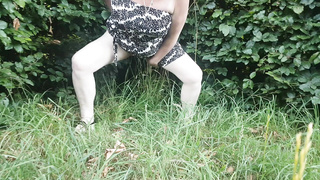 Piss in public 5