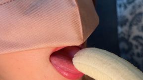 Sailor Uniform Gyaru Eats Banana – Tongue, Chewing & Mouth Fetish POV