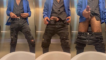 masturbación en baño publico