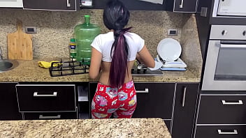 hijastra de 18 a&ntilde_os deliciosa me encanta ver su gran culo video amateur casero