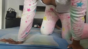 Vannesa in pajamas reveals special wrinkled soles (7)