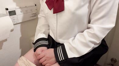 トイレ　授業中サボってバイブでオナニーしちゃった