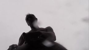 Sborro, tutto nudo, sotto la neve!