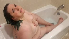 BBW Water Faucet Masturbation