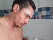 En el baño del hostal