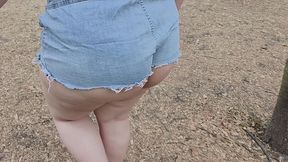 i love walking around in public with cum on my face and showing off my huge ass