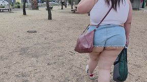 i love walking around in public with cum on my face and showing off my huge ass