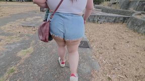 i love walking around in public with cum on my face and showing off my huge ass