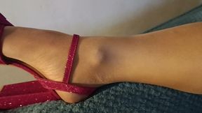 Inflated huge dildo opens my pussy wide