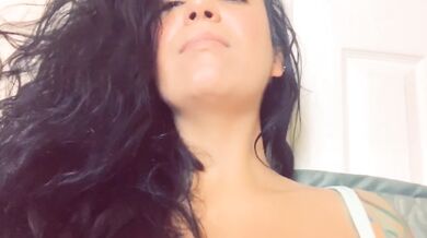 Mom makes slave worship her giant feet TEASER