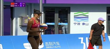 girls of beach volleyball sexy