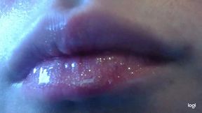 Lipgloss on my lips No sound No audio mp4