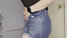 Spicy Food Tummy Ache Burps and Farts--Urgent Desperate Trip to the Toilet