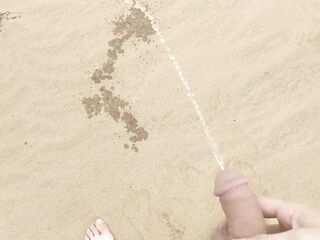 Peeing at a stripped Beach
