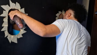 Kiimaiset brunette homo college-miehet isoilla mustilla kulleilla suuseksiä ja raakaa anaalia live-kameralla