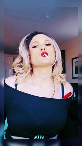 Slut Smoking
