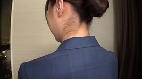 マジ軟派、初撮。 1389 お仕事帰りの爆乳秘書をゲット！スーツ着衣のままパンスト破り挿入！社長仕込みの激エロセックスは必見！！！