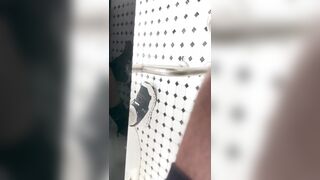 restroom douche understall jack off and jizz .. X : itsthe_zaddy