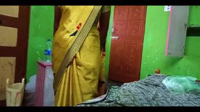 Ammu Showing Big Boobs and Changing the Saree